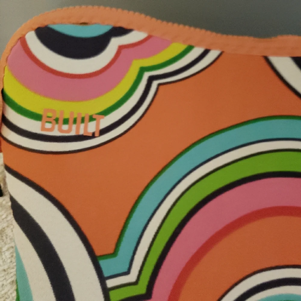 BUILT BRAND CLOTH ZIPPER COMPUTER SLEEVE.60'S THEME ABSTRACT DESIGN 14½